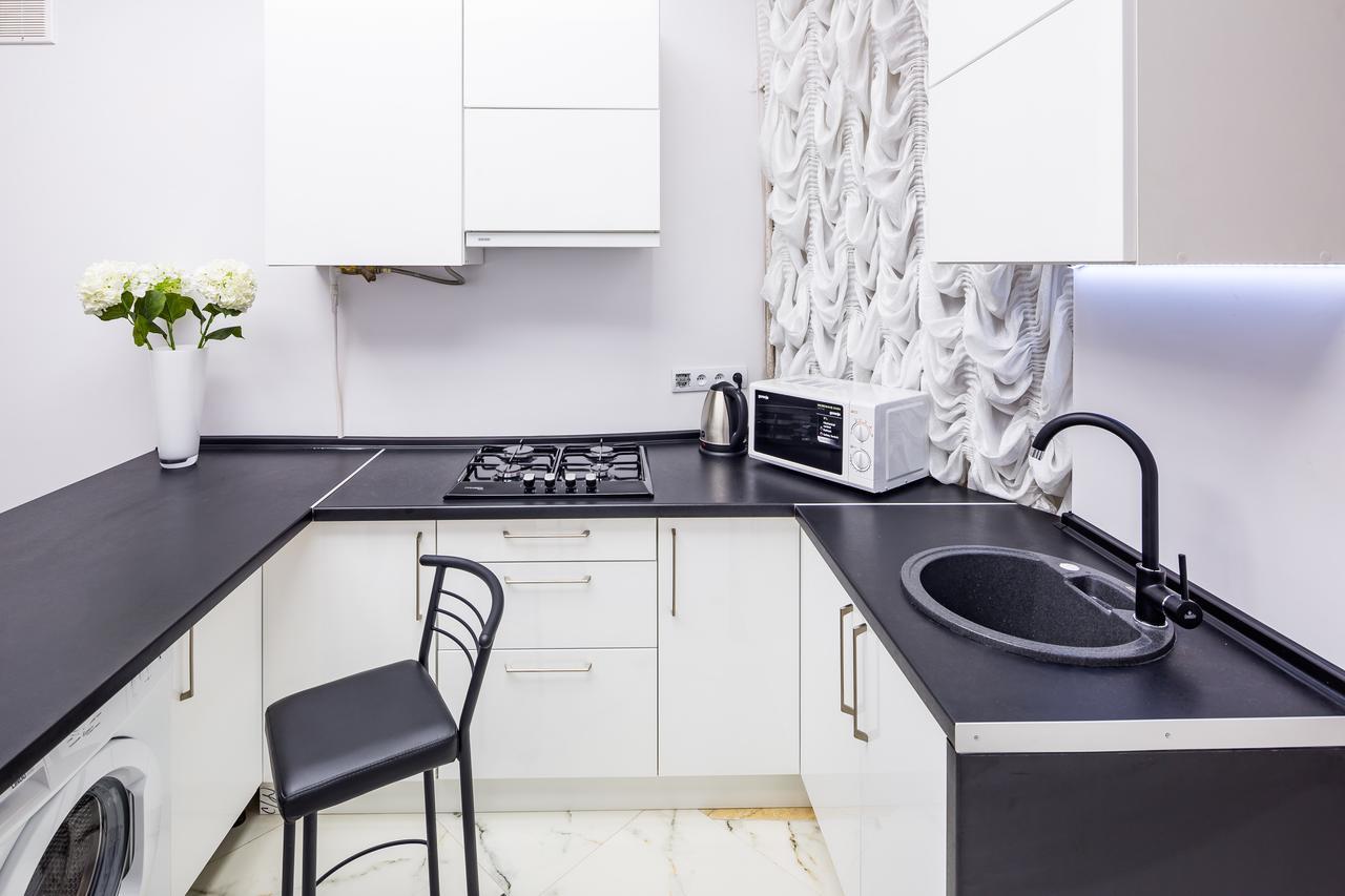 Designer Apartment Зі Світлом! إلفيف المظهر الخارجي الصورة